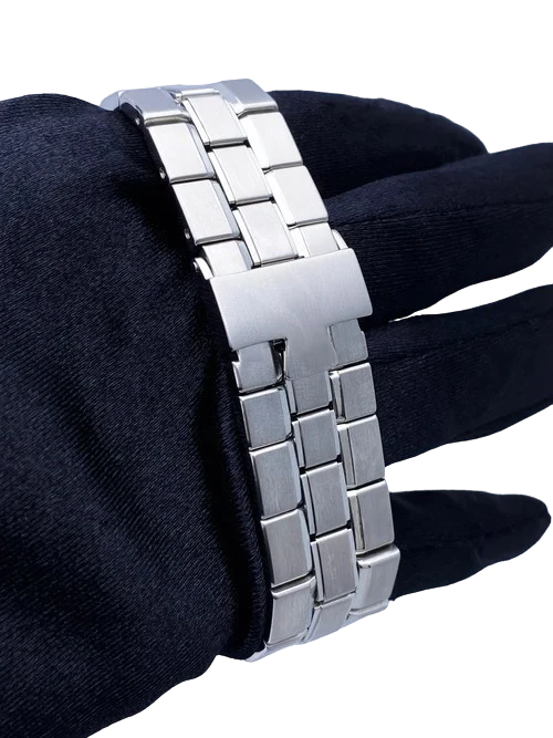 Vacheron Constantin Overseas 42050 Black Dial Stainless Steel Watch
